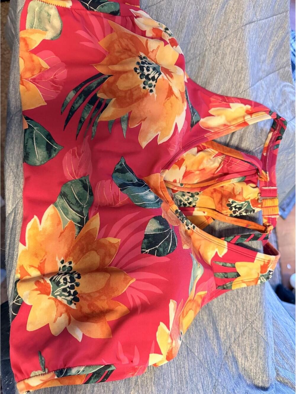 Women's One-piece swim-suit